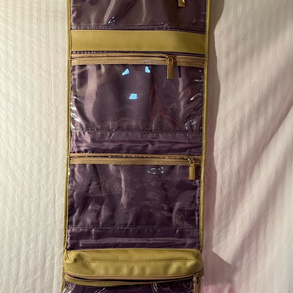 Morello Toiletries Organizer - Picture 7 of 8